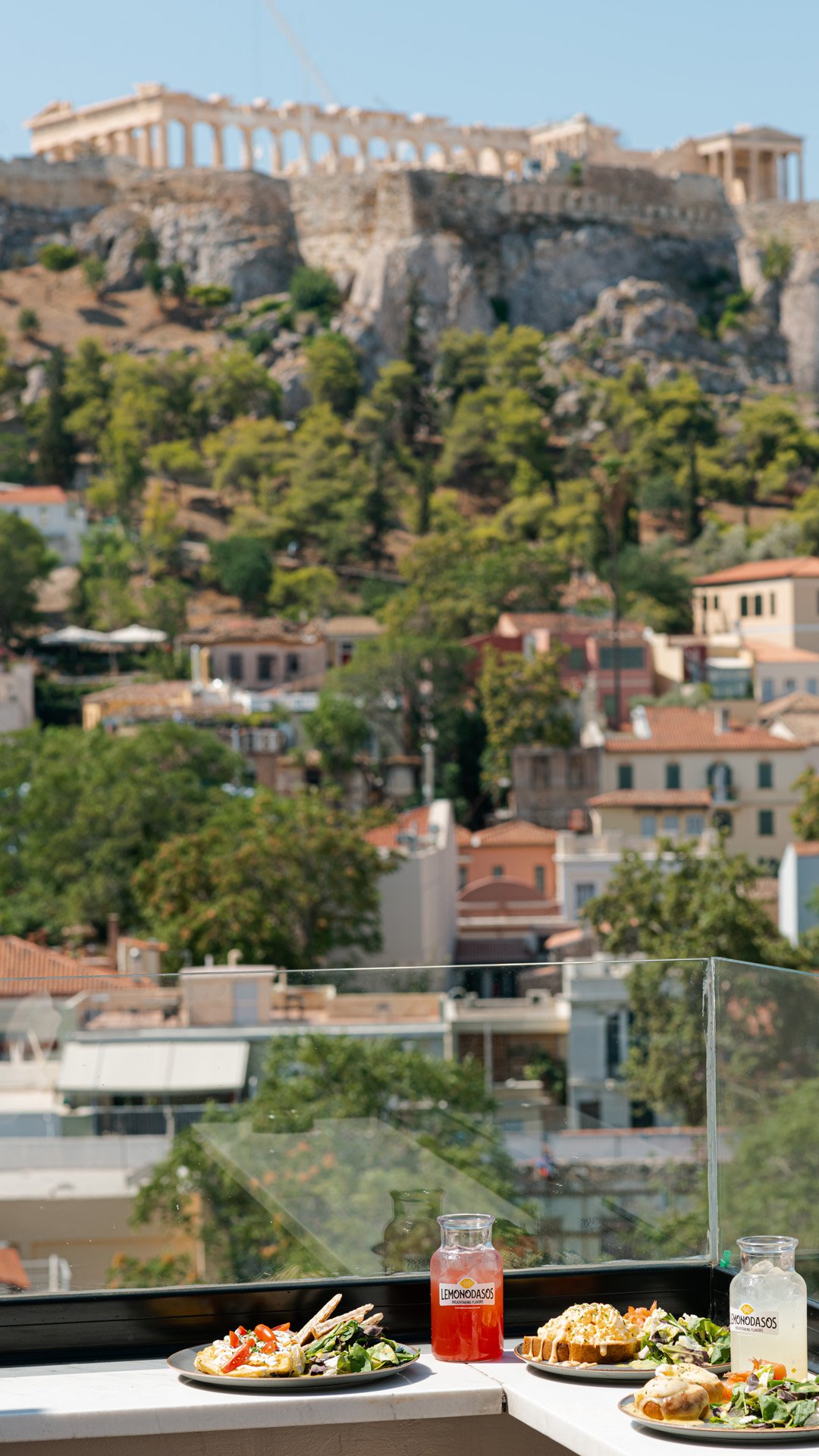 Ciel Athens — κορυφαίο cocktail bar Αθήνα με θέα ηλιοβασίλεμα