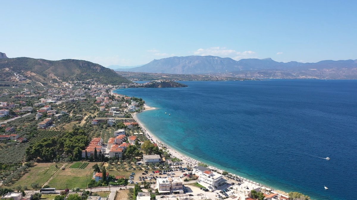 Παραλία Αλμύρι Κορινθίας