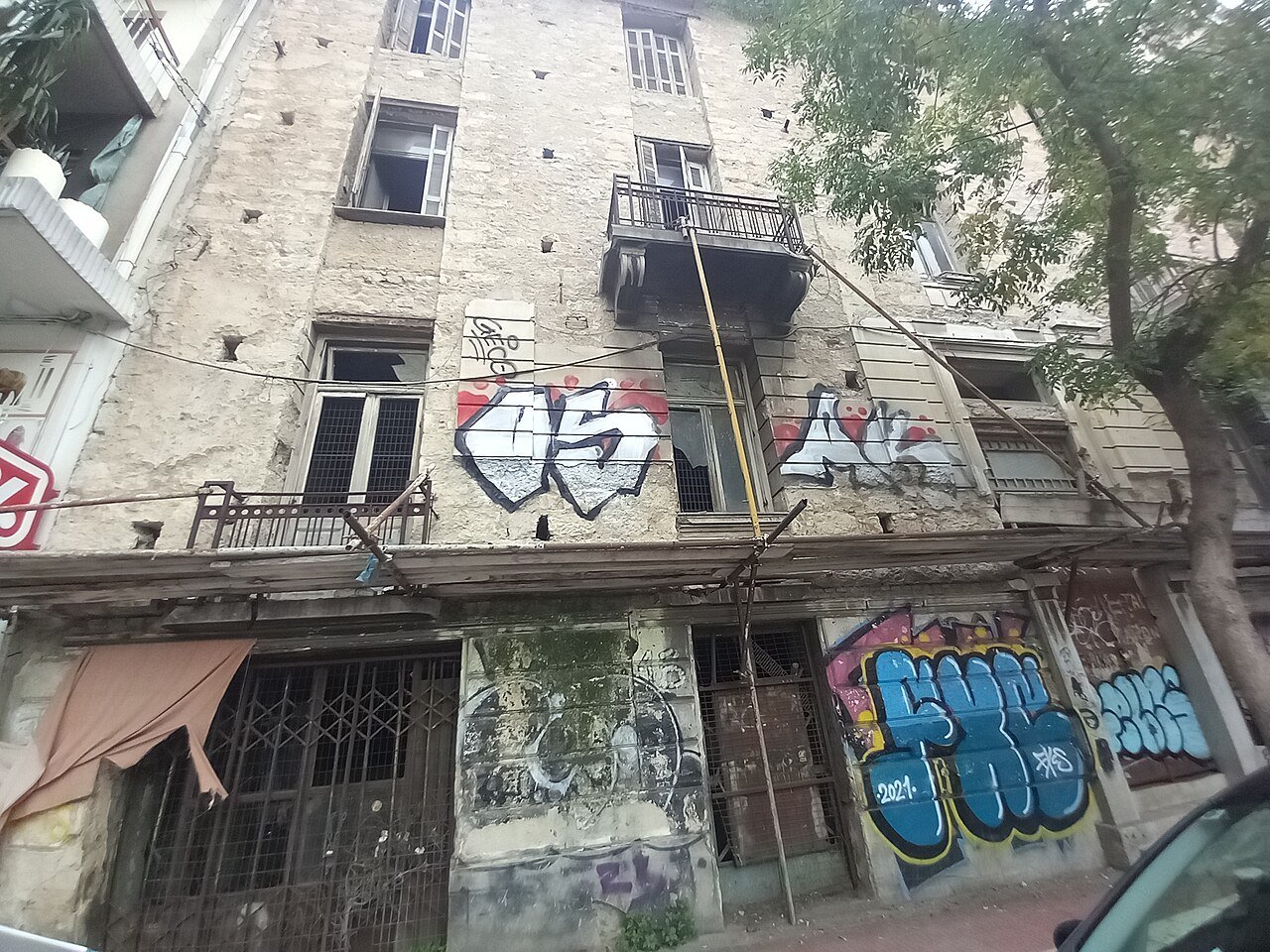 Μεταξουργείο τοιχογραφίες γκράφιτι τέχνη