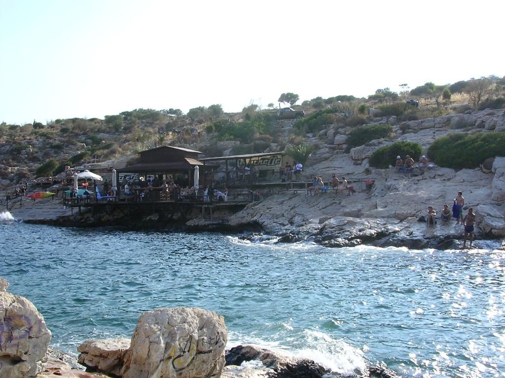 Λιμανάκια Βουλιαγμένης βραχώδεις κόλποι